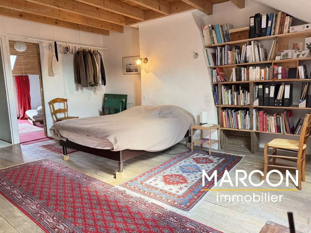 Maison à SAINT-VAURY