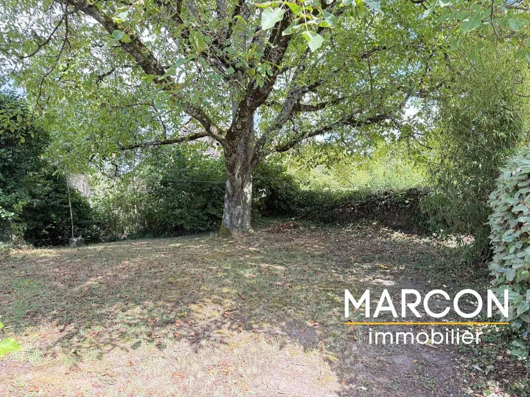 Maison à SAINT-VAURY