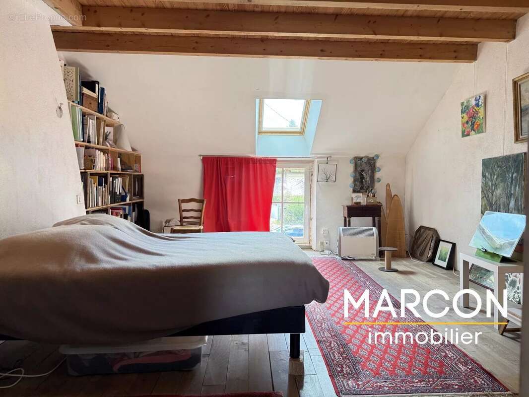 Maison à SAINT-VAURY