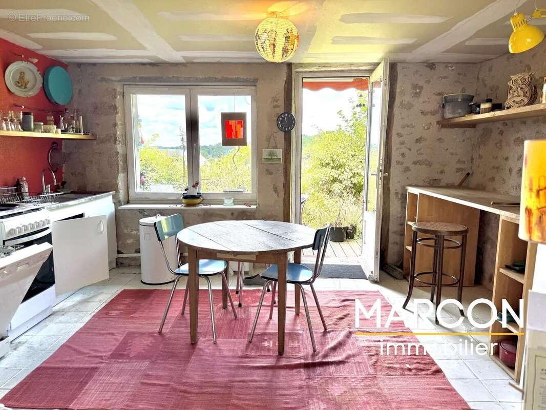 Maison à SAINT-VAURY