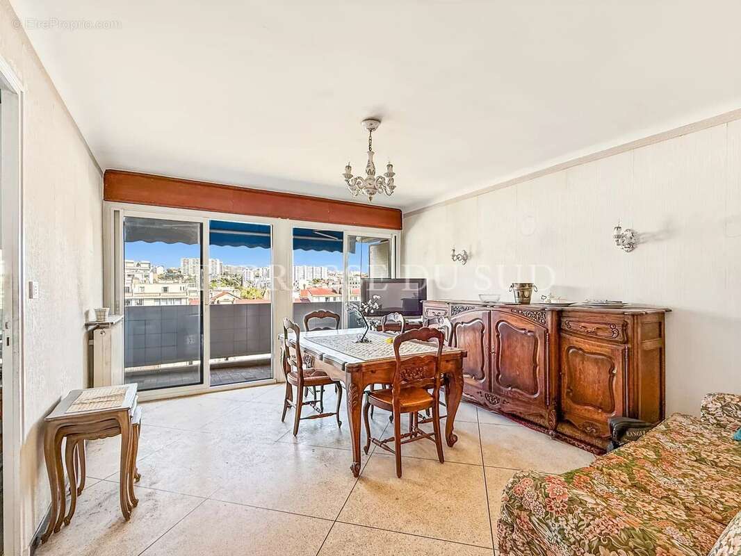 Appartement à MARSEILLE-14E