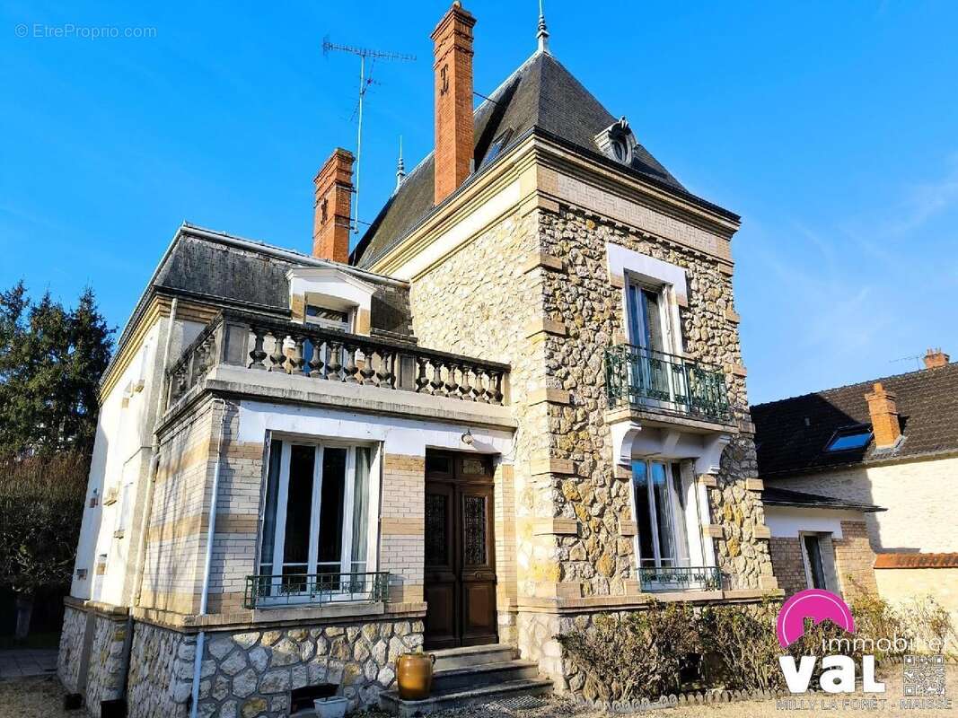 Maison à MALESHERBES