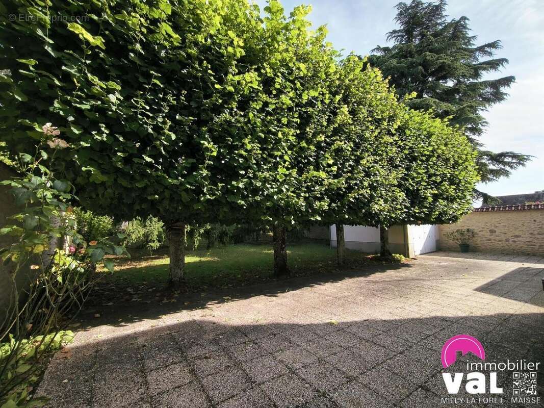 Maison à MALESHERBES