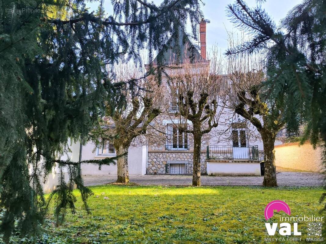 Maison à MALESHERBES