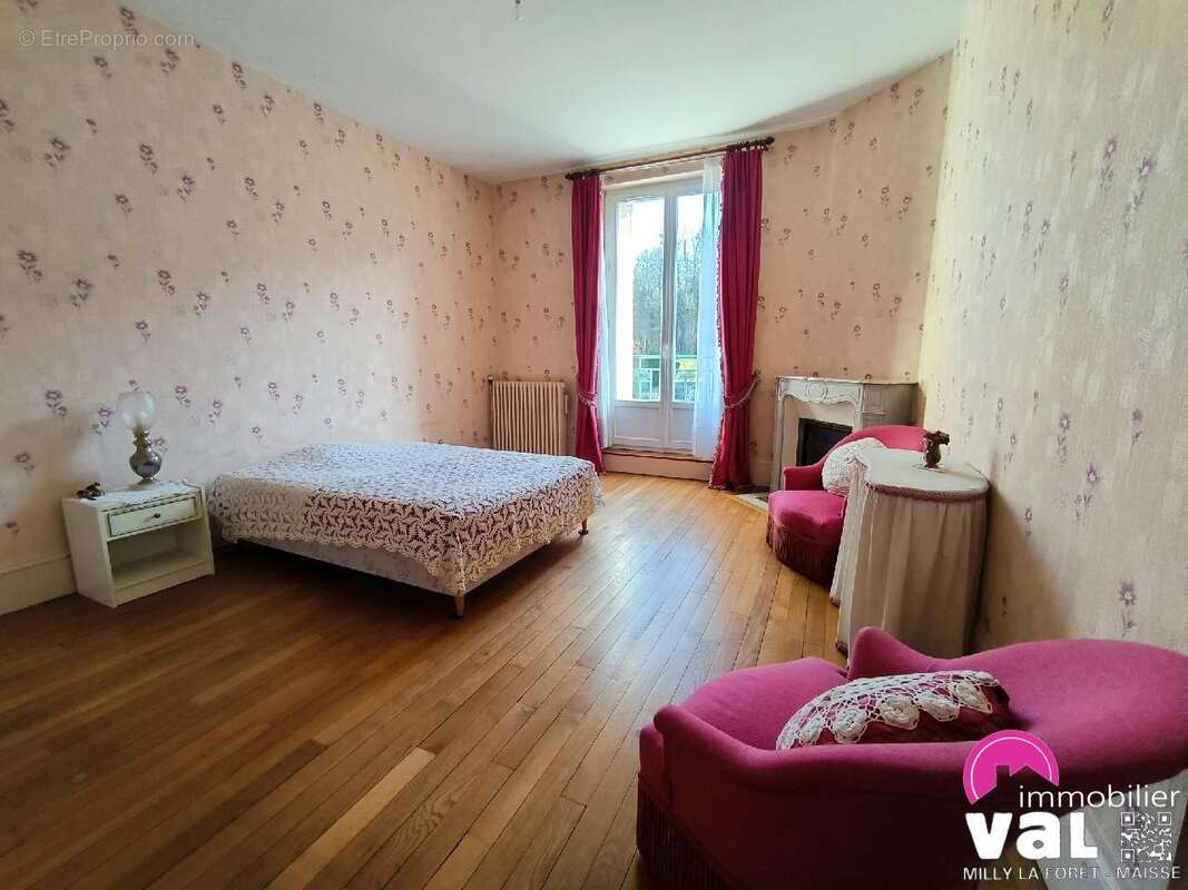 Maison à MALESHERBES