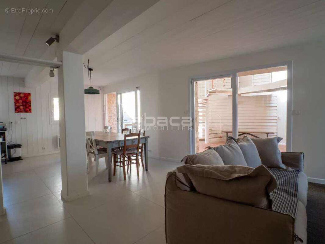 Maison à LE BOIS-PLAGE-EN-RE