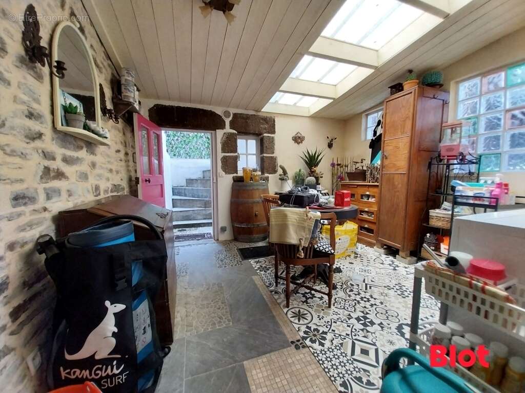 Maison à DOL-DE-BRETAGNE