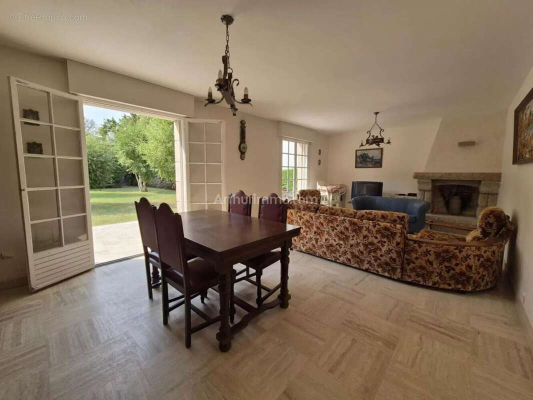 Maison à SAINT-PHILIBERT