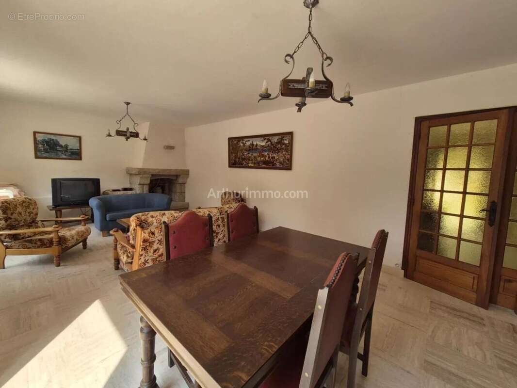 Maison à SAINT-PHILIBERT