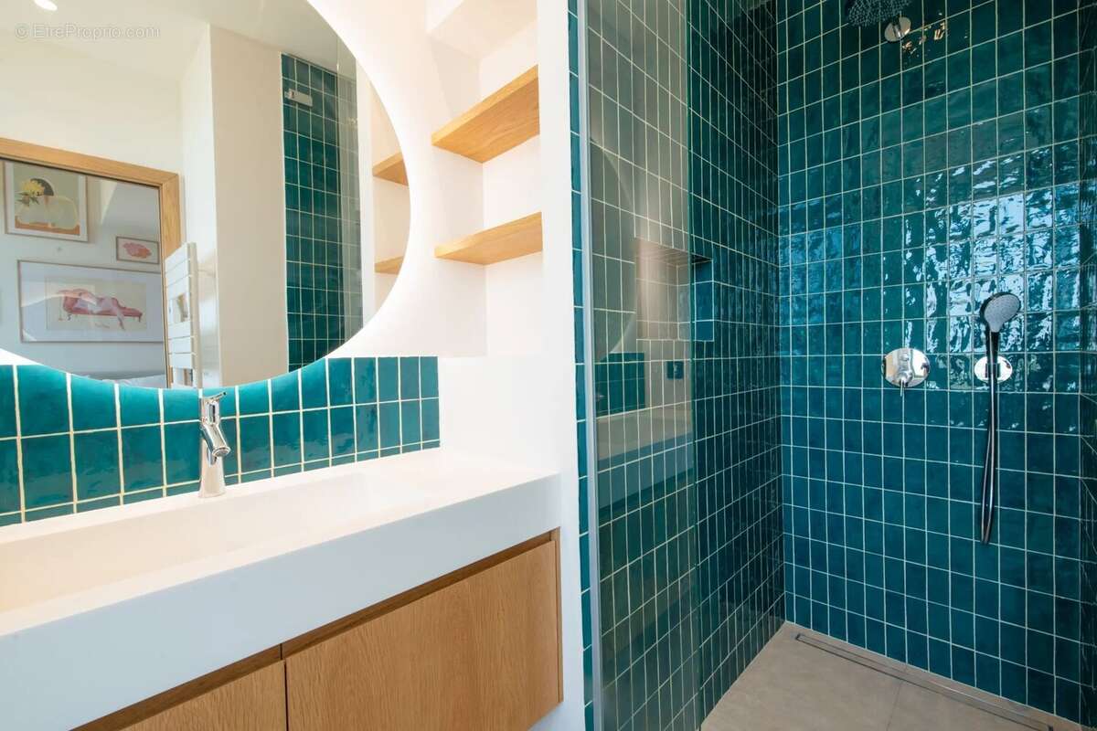 Maison à LES ISSAMBRES