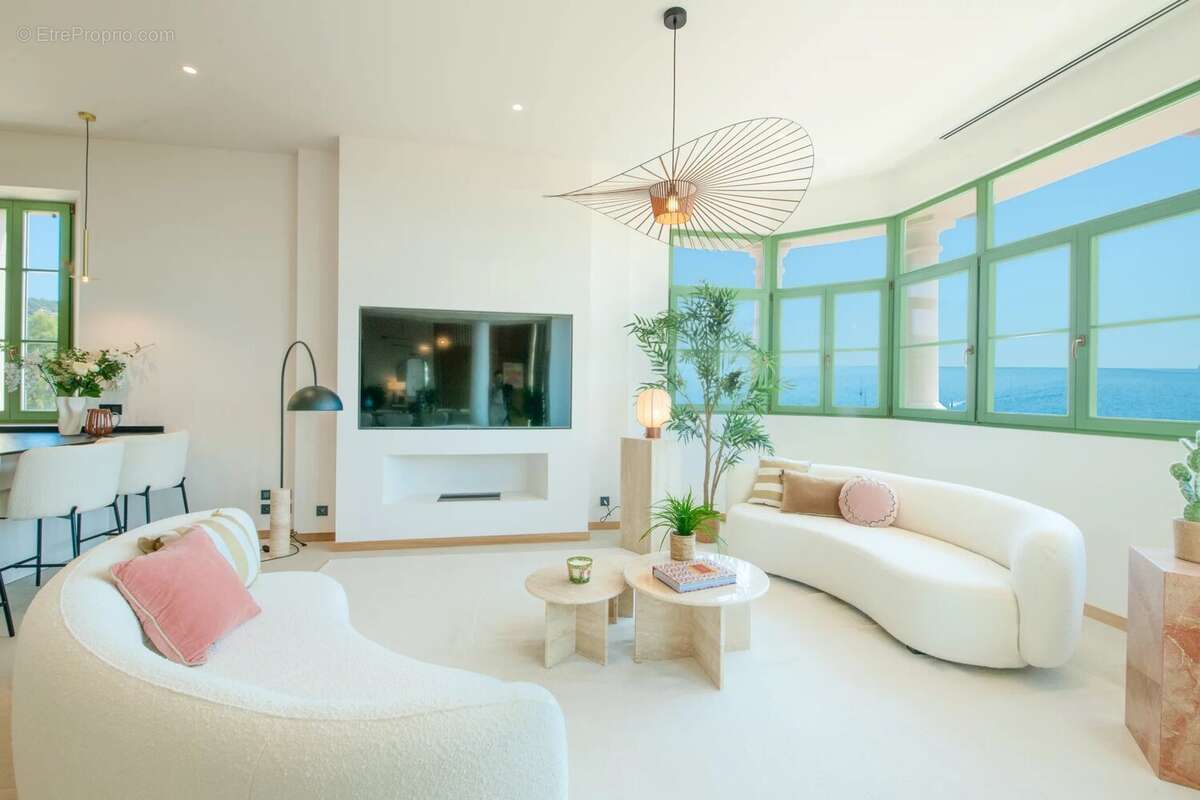 Maison à LES ISSAMBRES