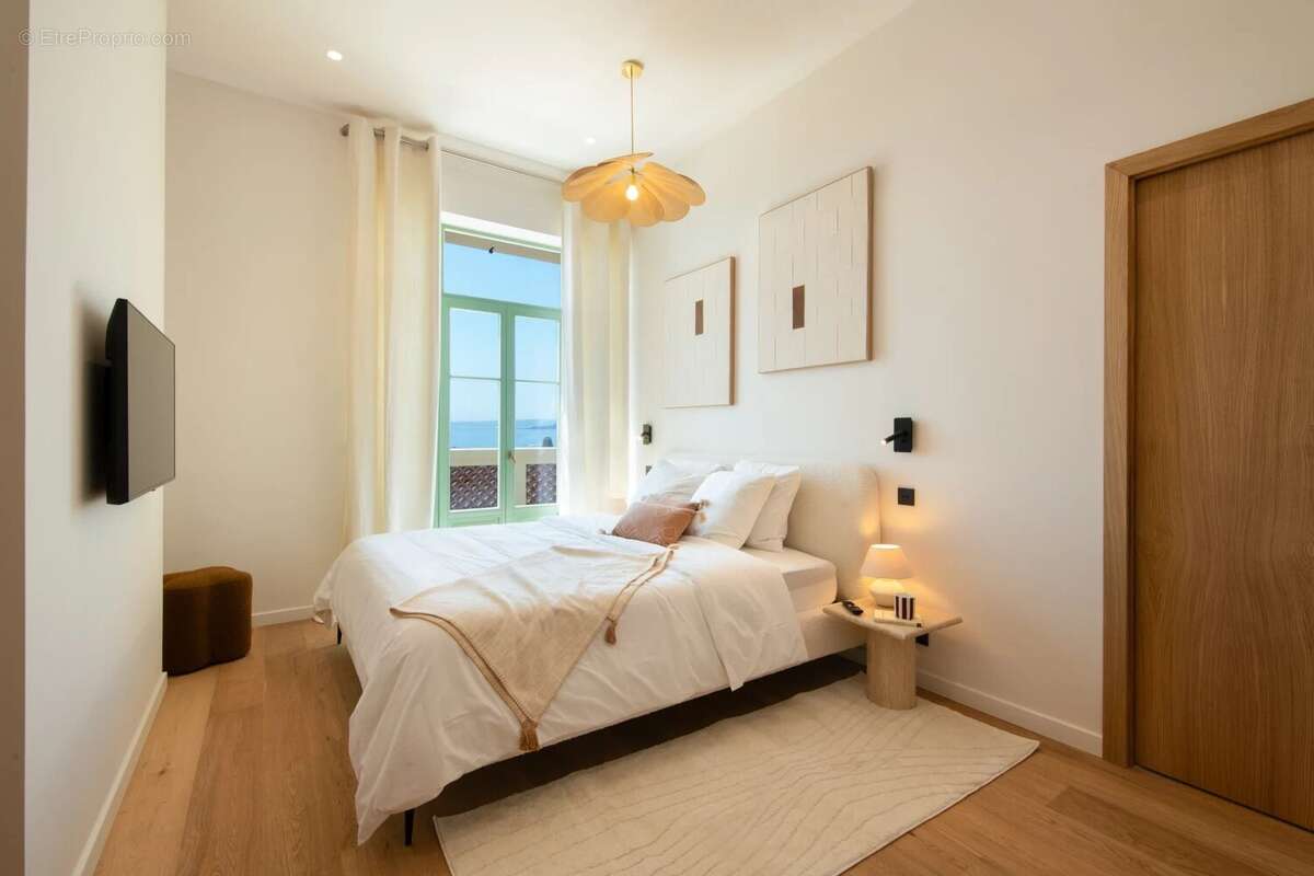 Maison à LES ISSAMBRES