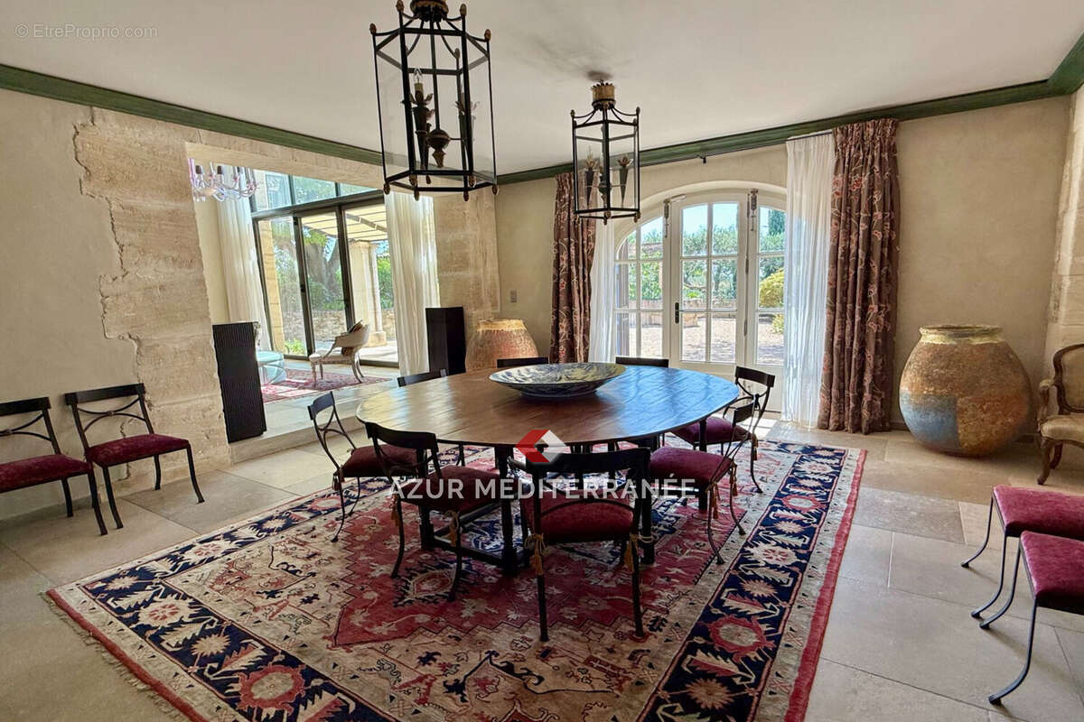 Maison à MAUSSANE-LES-ALPILLES