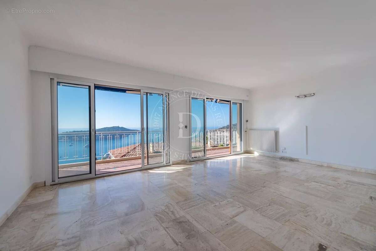 Appartement à VILLEFRANCHE-SUR-MER