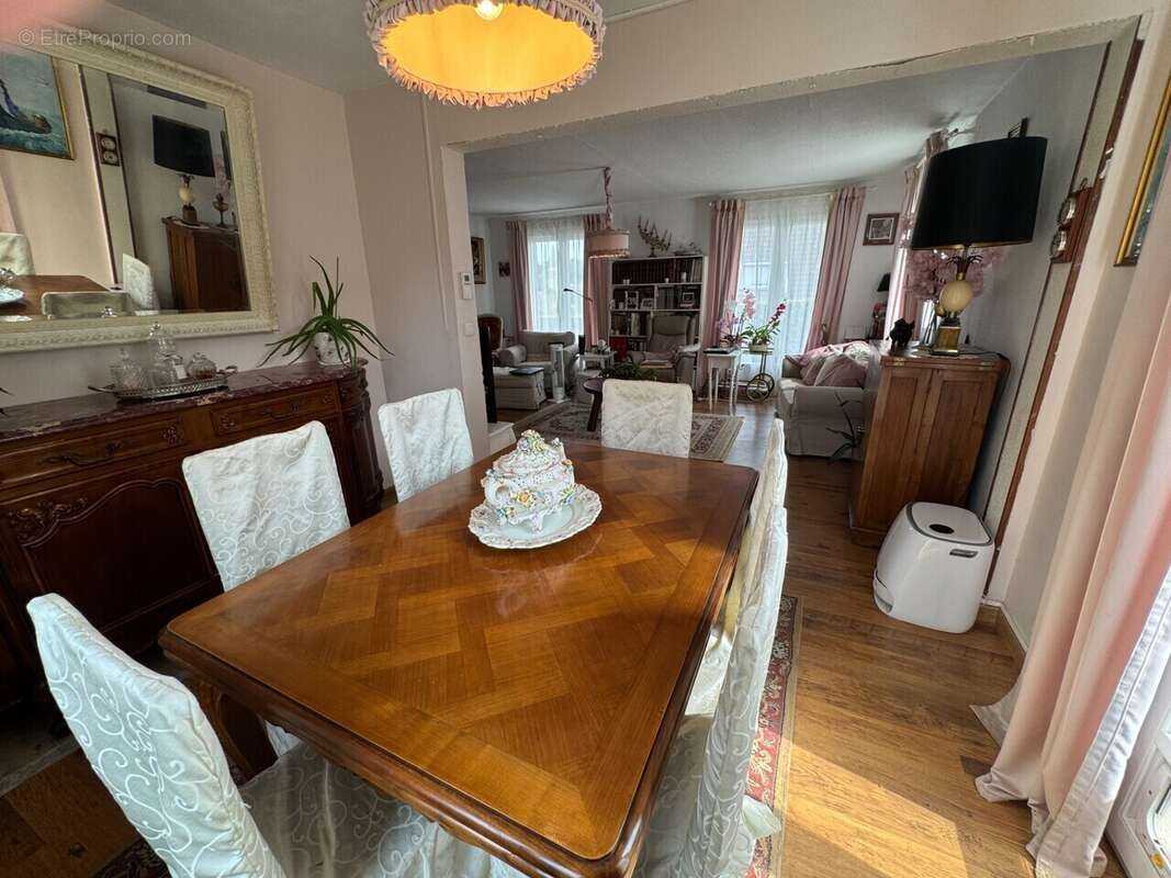 Maison à ARROMANCHES-LES-BAINS