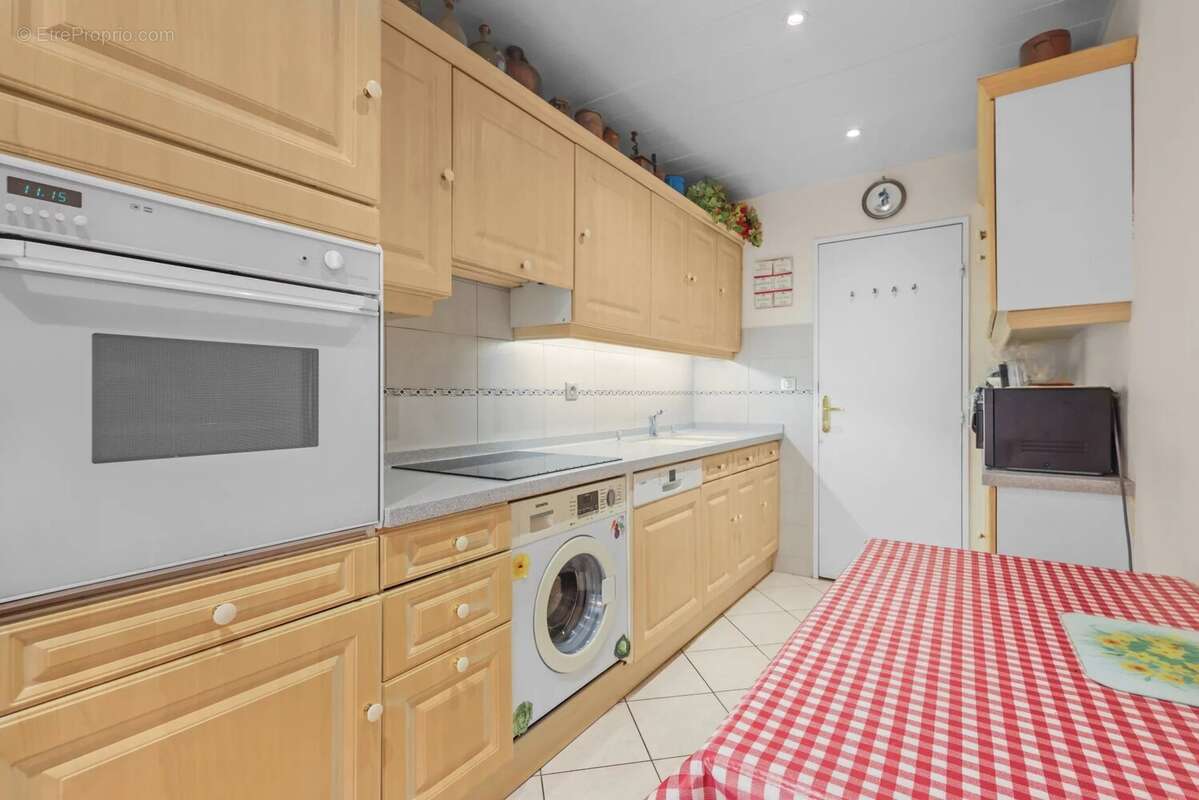 Appartement à MANDELIEU-LA-NAPOULE