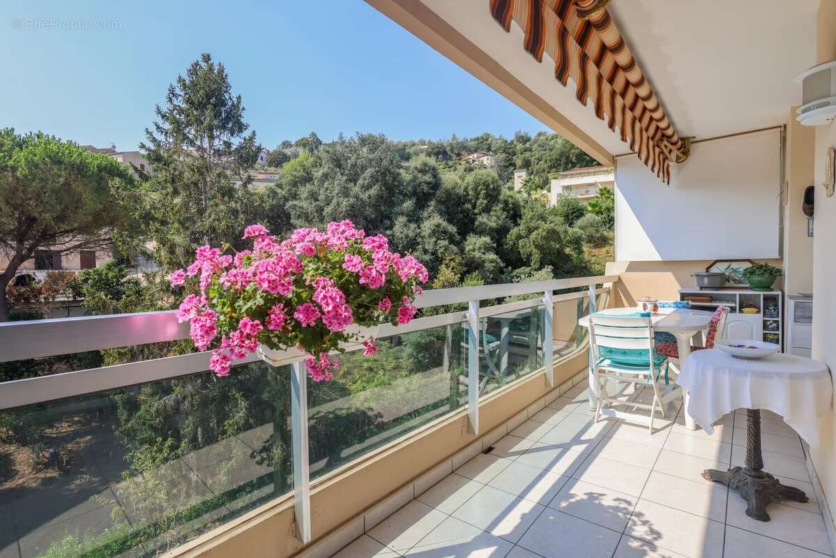 Appartement à MANDELIEU-LA-NAPOULE