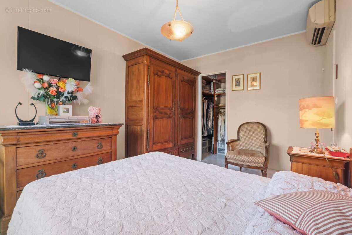 Appartement à MANDELIEU-LA-NAPOULE