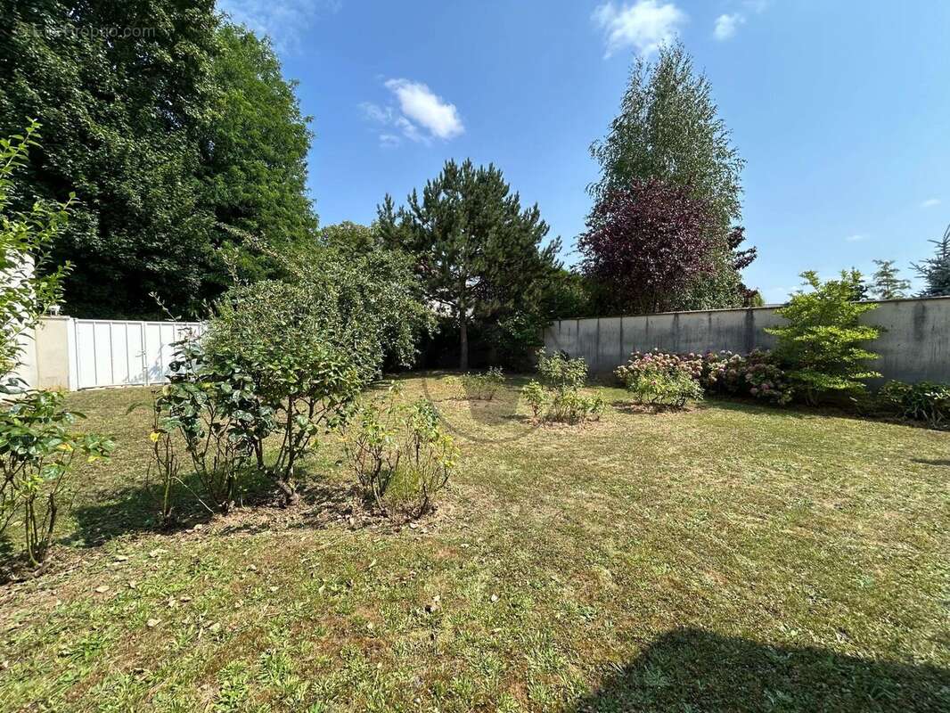 Maison à SAINT-QUENTIN