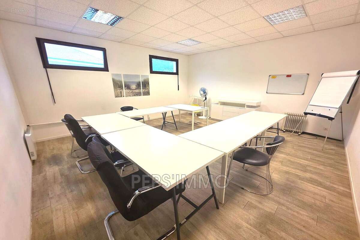 Commerce à MARIGNANE