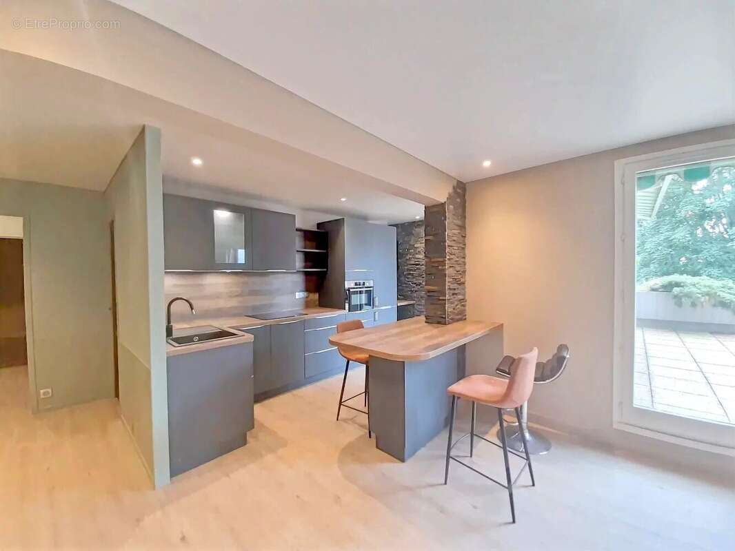 Appartement à LIVRY-GARGAN