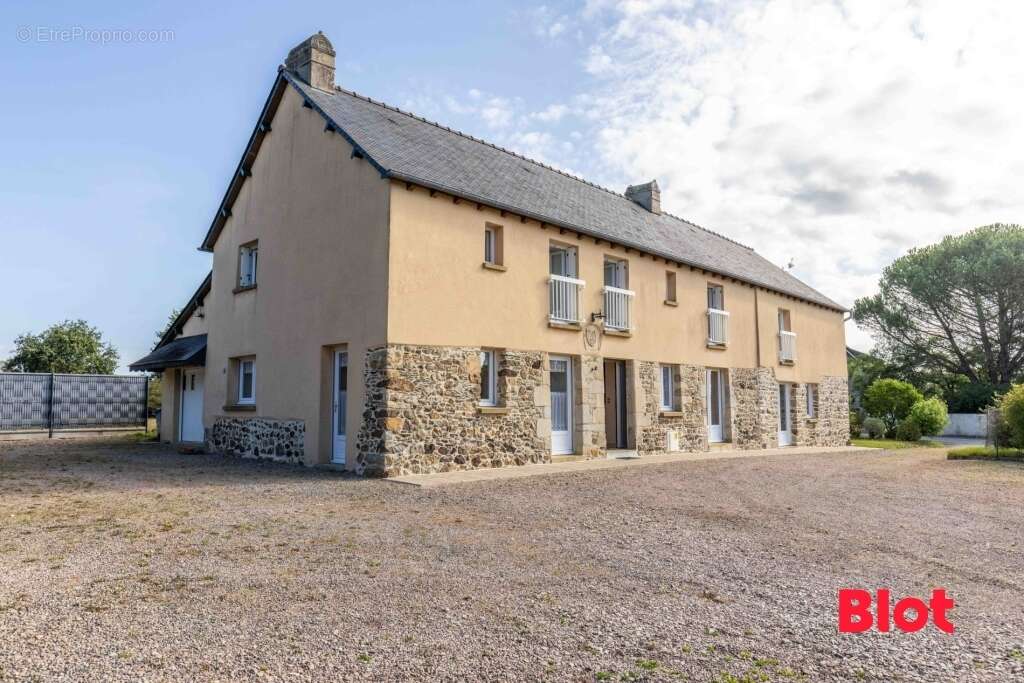 Maison à SAINT-JOUAN-DE-L&#039;ISLE