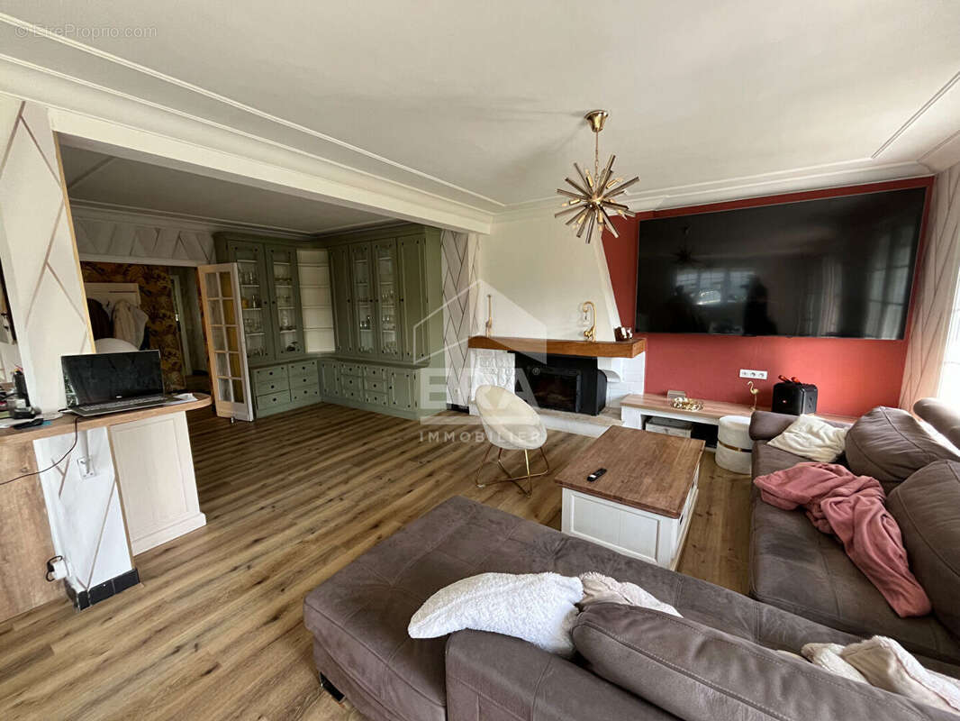 Maison à SAINT-LEONARD