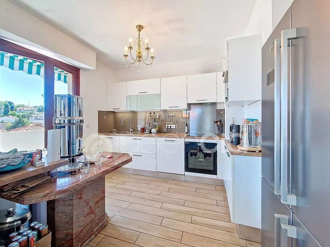 Appartement à LE CANNET