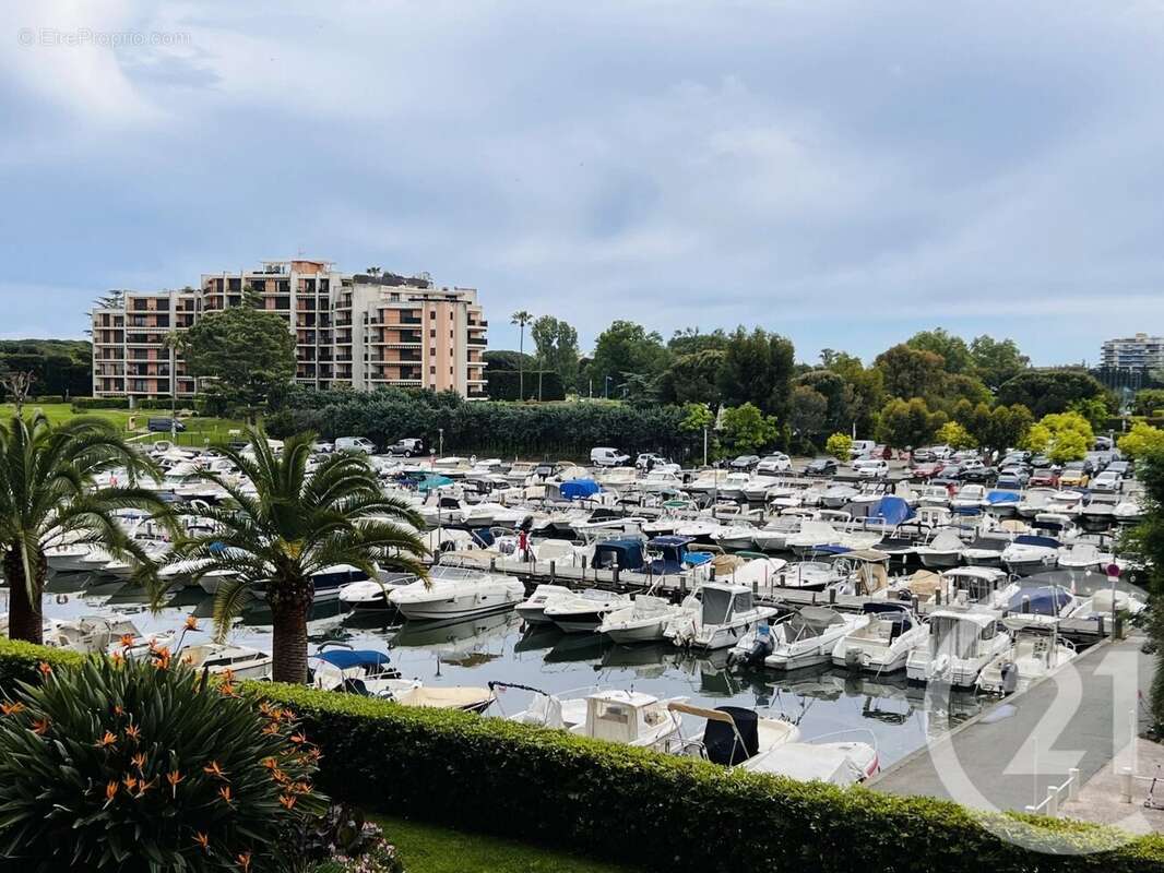 Appartement à MANDELIEU-LA-NAPOULE