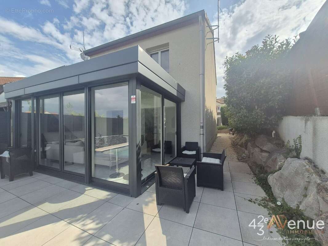 Maison à SAINT-ETIENNE