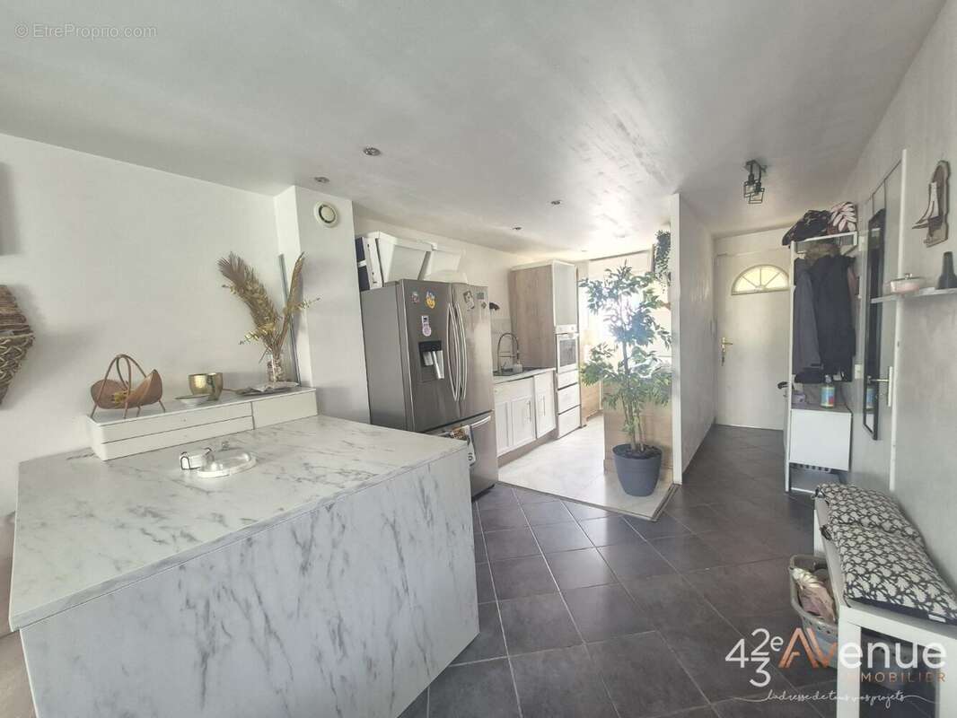 Maison à SAINT-ETIENNE