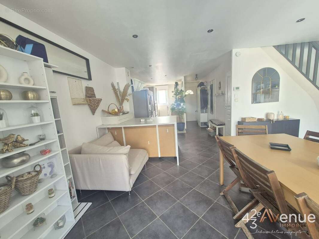 Maison à SAINT-ETIENNE