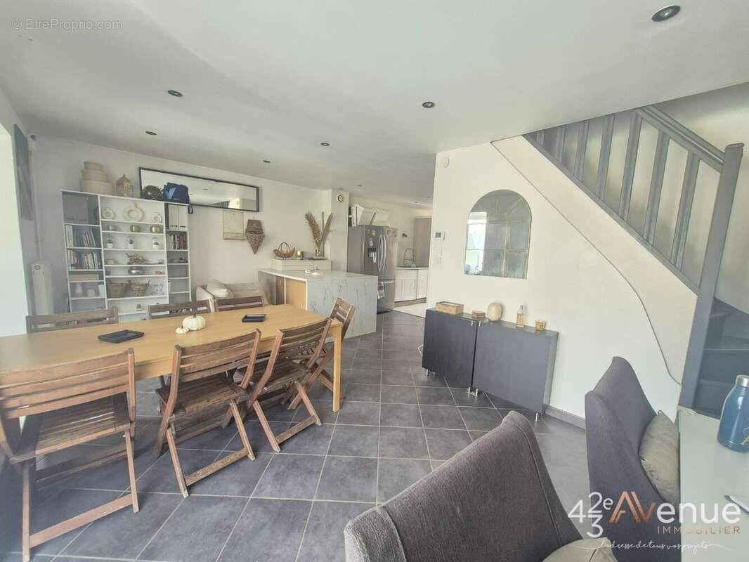 Maison à SAINT-ETIENNE