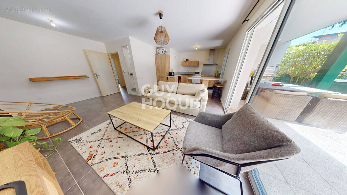 Appartement à URRUGNE