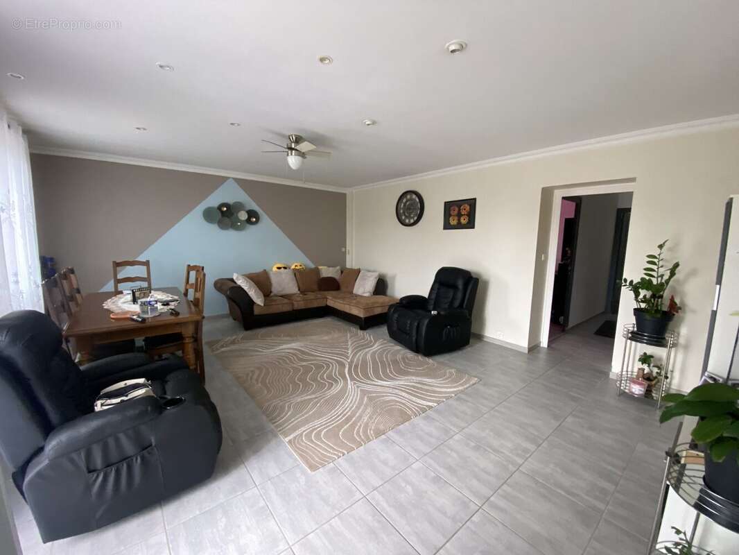 Maison à VILLEFRANCHE-SUR-SAONE