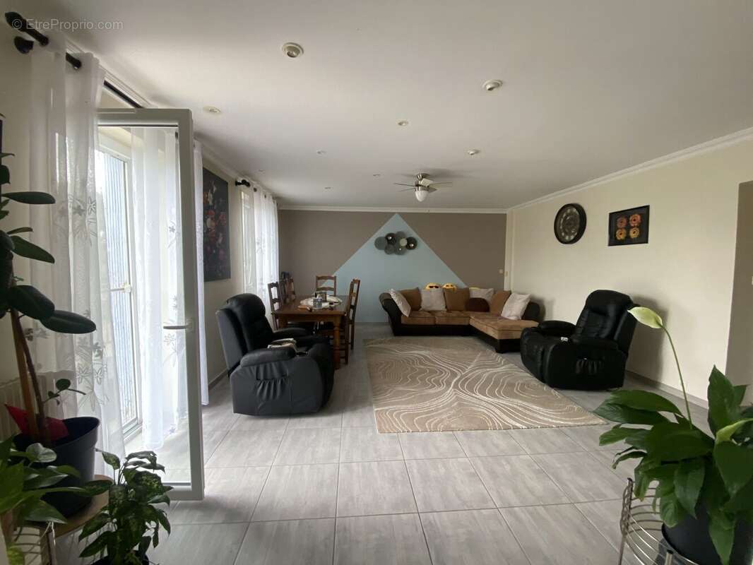 Maison à VILLEFRANCHE-SUR-SAONE