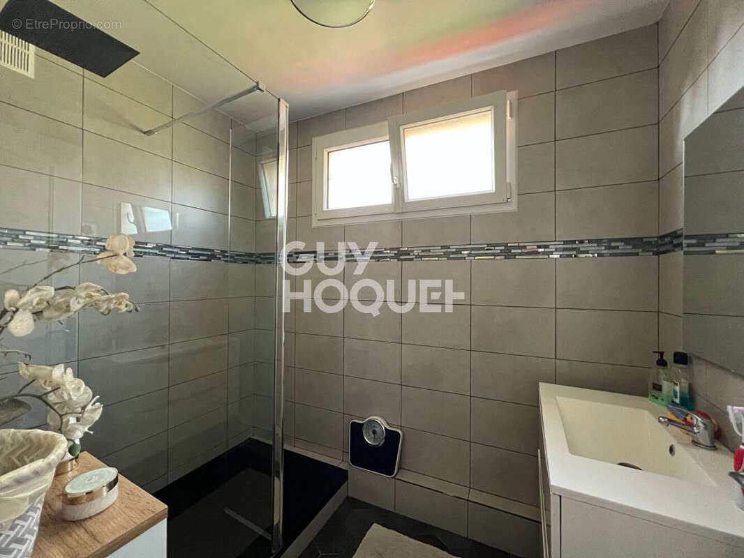 Appartement à CHEVILLY-LARUE