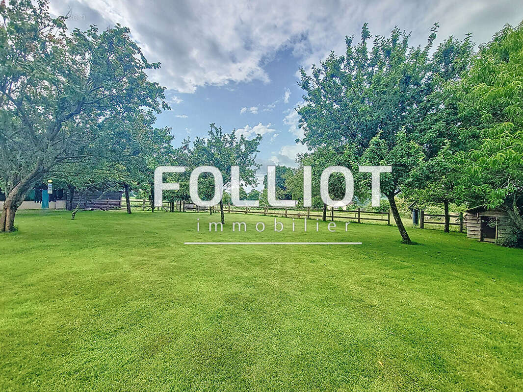 Maison à ISIGNY-LE-BUAT