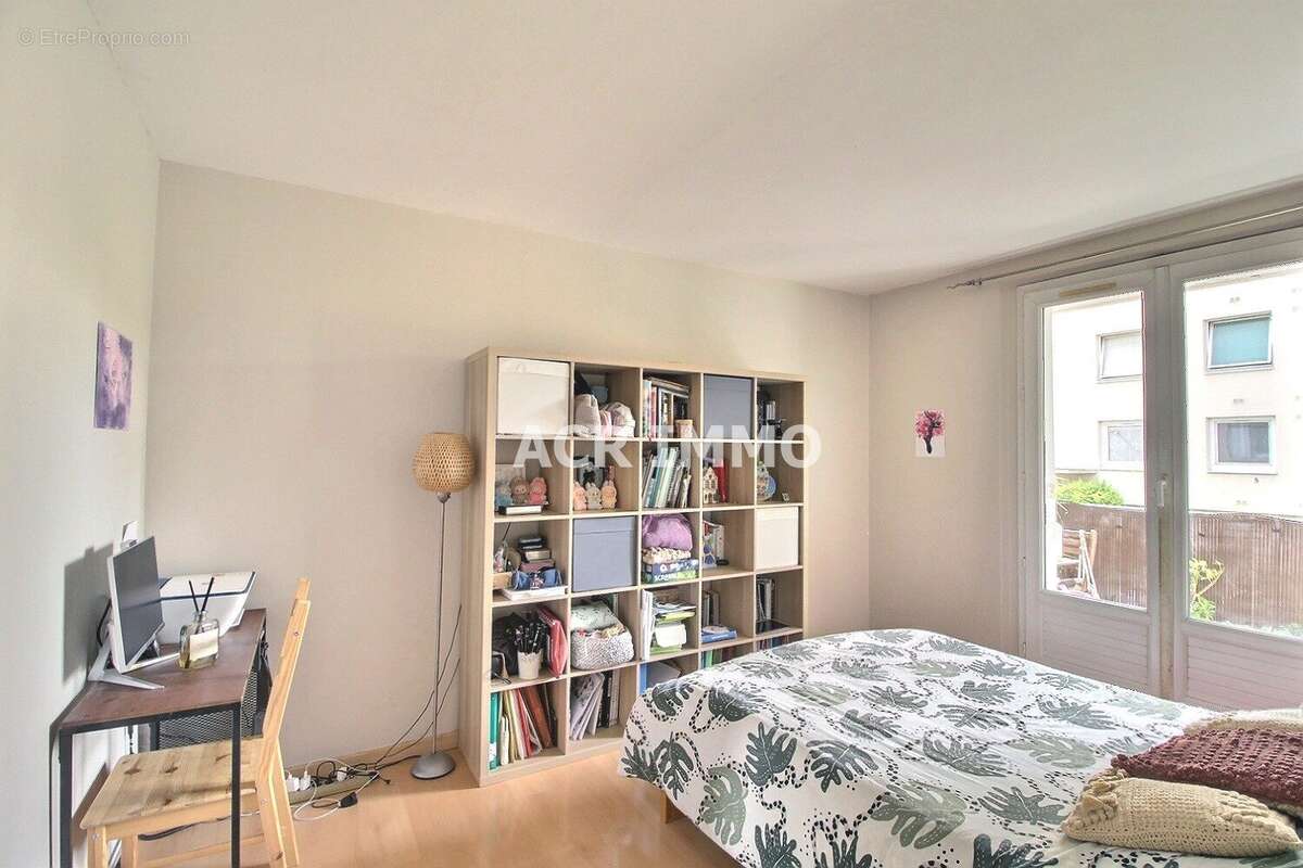 Appartement à MAURECOURT