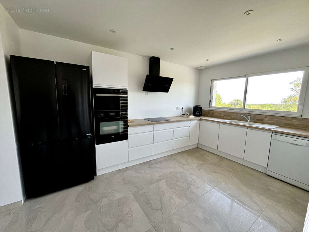 Maison à CORCELLES-LES-MONTS