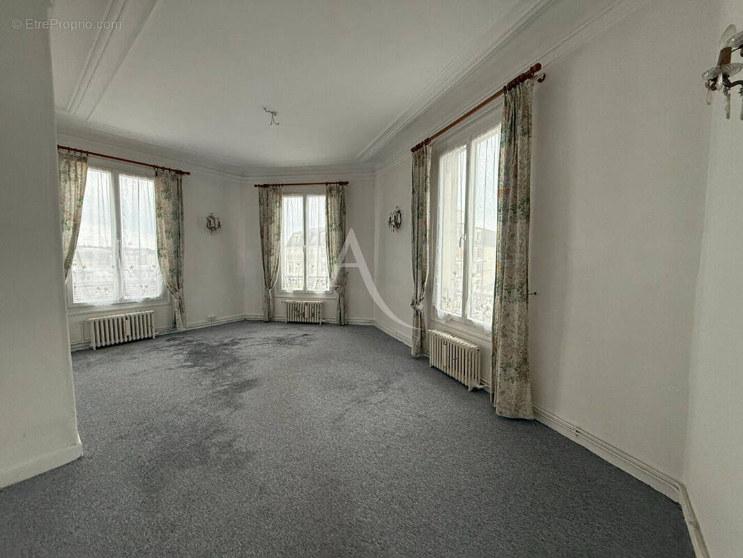 Appartement à LE RAINCY