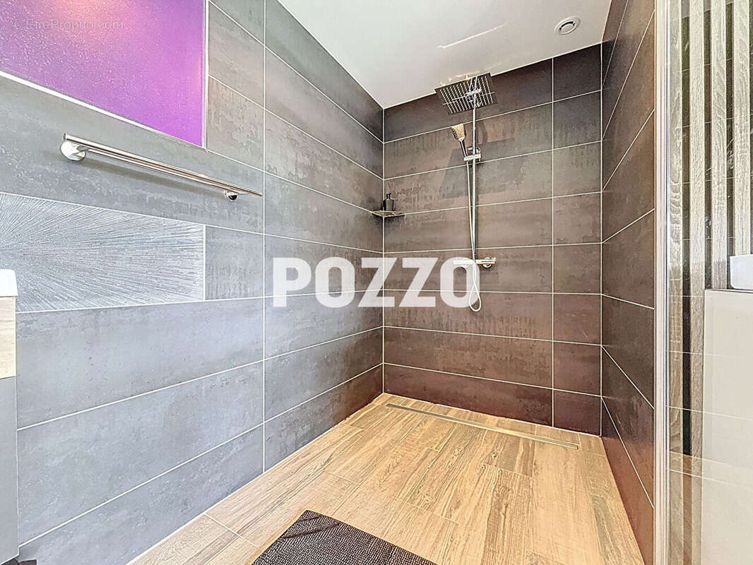 Maison à SAINT-PAIR-SUR-MER