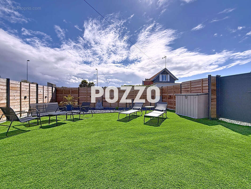 Maison à SAINT-PAIR-SUR-MER