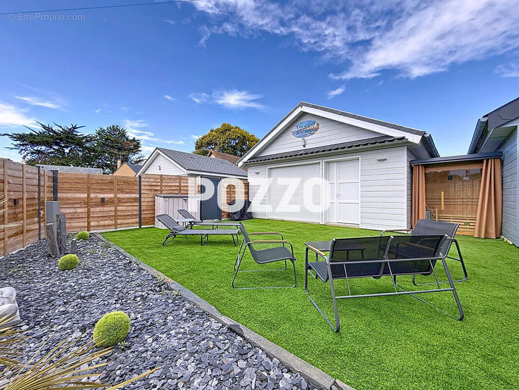 Maison à SAINT-PAIR-SUR-MER