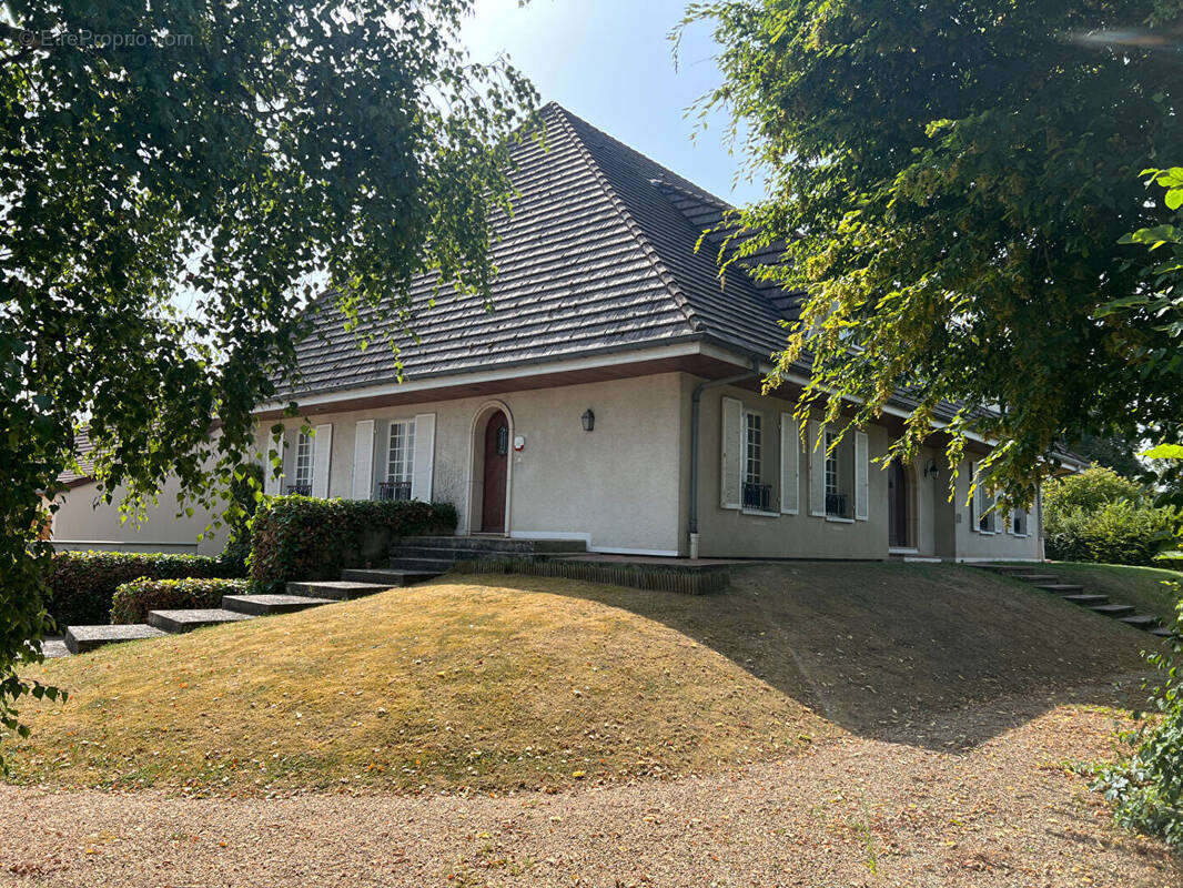 Maison à SAINT-GERMAIN-DU-BOIS