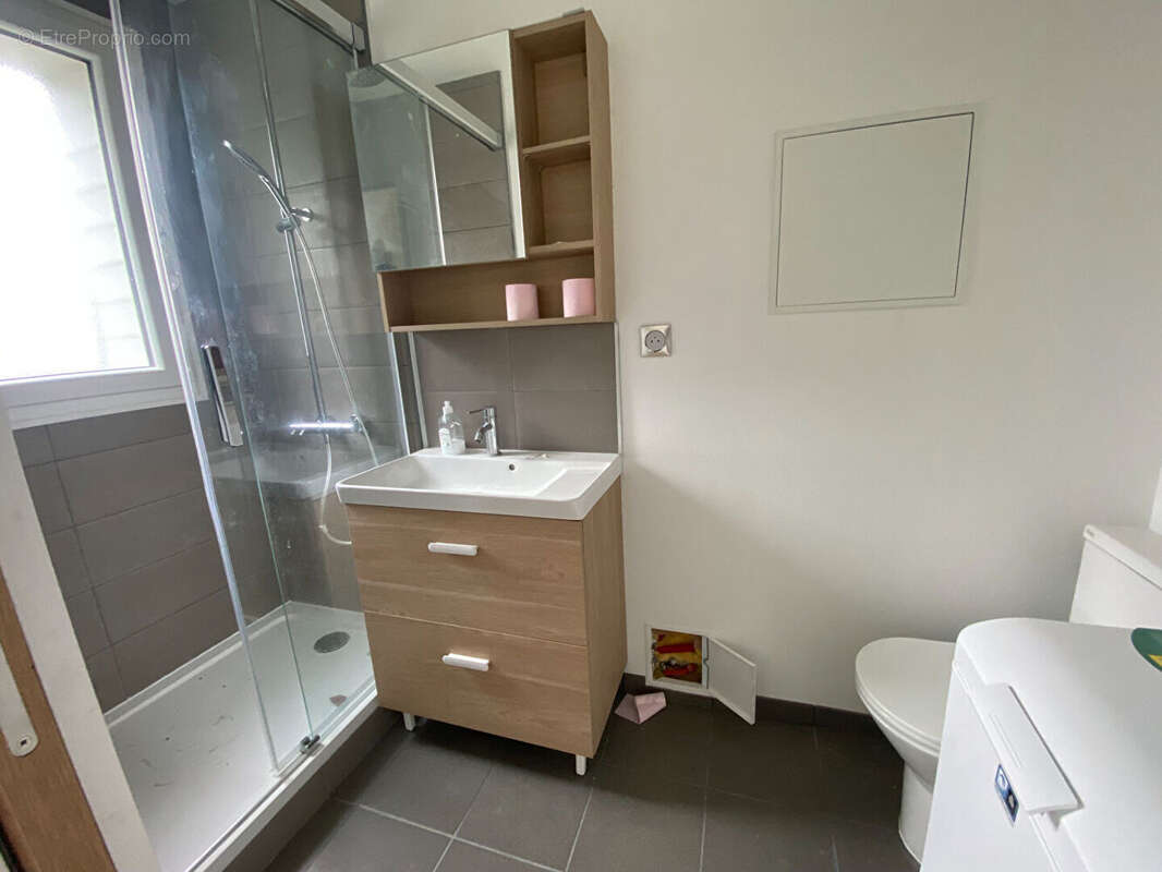 Maison à SAINT-DENIS-DE-GASTINES