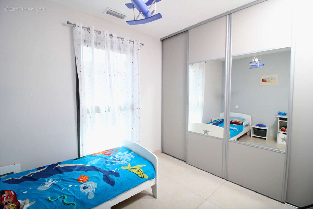 Maison à SAINT-LAURENT-D&#039;AIGOUZE