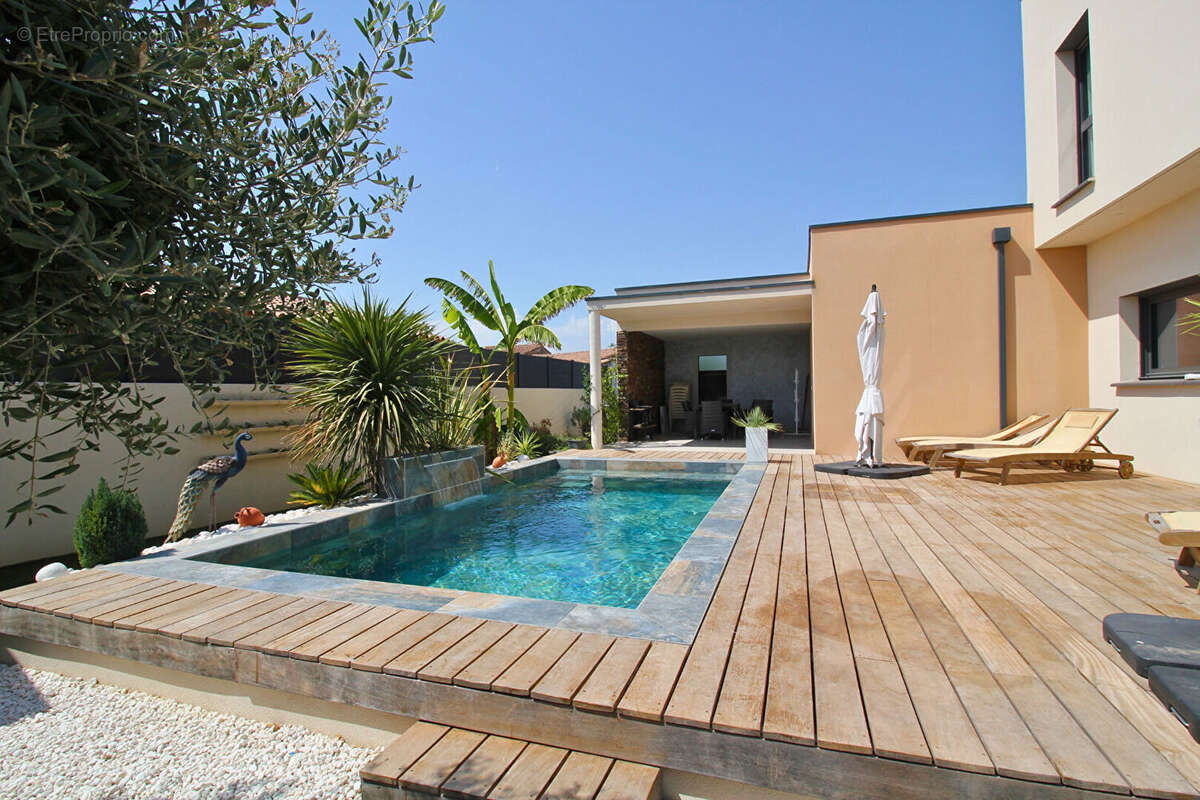 Maison à SAINT-LAURENT-D&#039;AIGOUZE