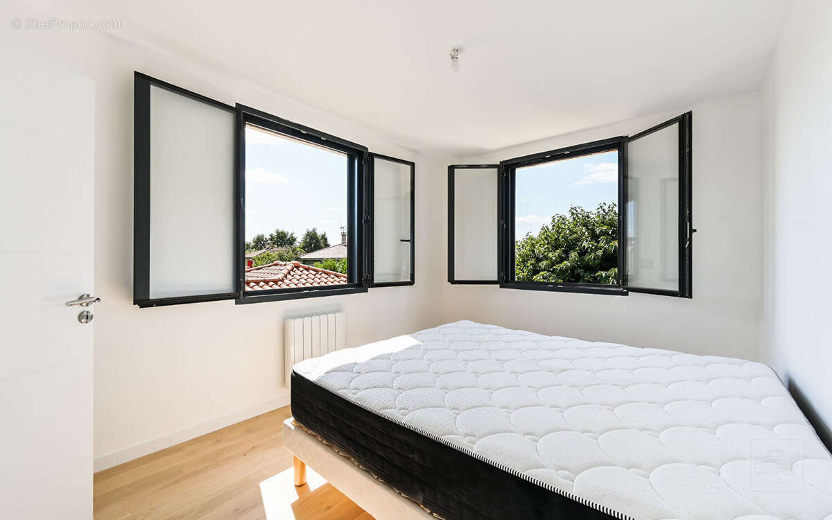 Maison à LES CHERES