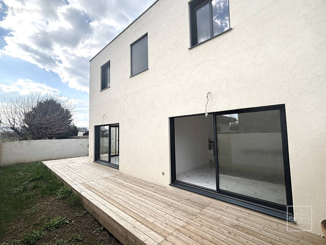 Maison à LES CHERES